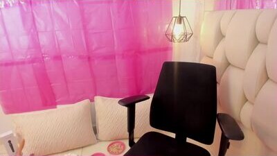 roxie_summers public webcam profile photo 10