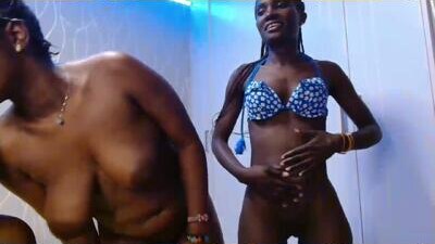 roxy_heather public webcam profile photo 6
