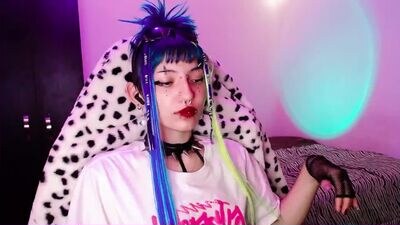 roxy_toxic public webcam profile photo 4