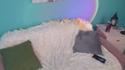 roxy_wi public webcam profile photo 3