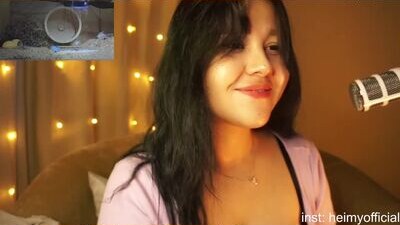roxysuh public webcam profile photo 5