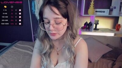 ruby_li_ public webcam profile photo 5