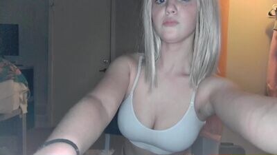 rubylanee public webcam profile photo 4