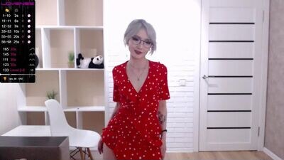 rumi_ko public webcam profile photo 2