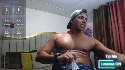 ryan_nesson public webcam profile photo 2