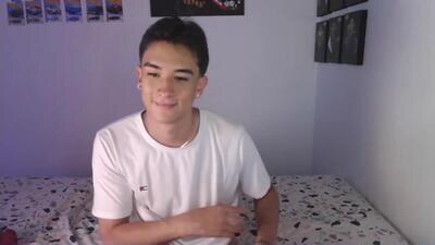 ryan_valentine17 public webcam profile photo 4