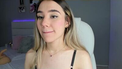 sabrinarey_ public webcam profile photo 5