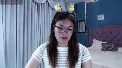 sabrinas_hidden_world public webcam profile photo 4