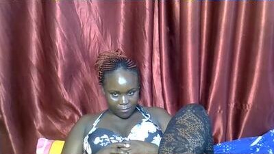 sally_bee1 public webcam profile photo 8