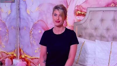 salmaroze public webcam profile photo 2