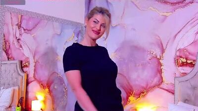 salmaroze public webcam profile photo 6