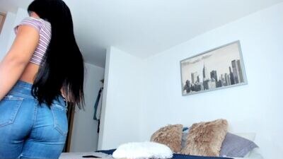 saloog public webcam profile photo 3
