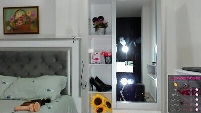 samanta_65 public webcam profile photo 2