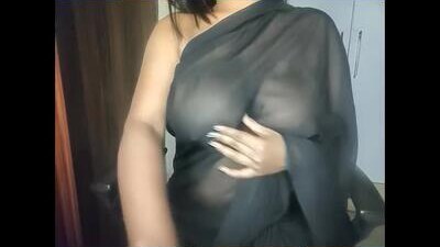 sanvi13 public webcam profile photo 9