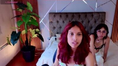 saphiire_ public webcam profile photo 5