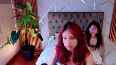 saphiire_ public webcam profile photo 6