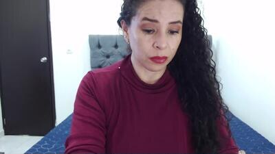 sara_hot46