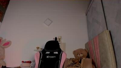 sara_nami public webcam profile photo 5