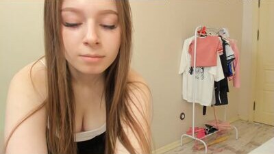 sarabradford public webcam profile photo 10