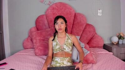 sarahevans__ public webcam profile photo 3