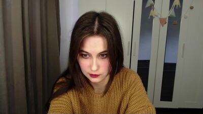 sarakinski public webcam profile photo 2