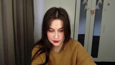 sarakinski public webcam profile photo 3