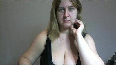 saralexx public webcam profile photo 9