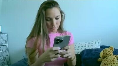 sariaaahh public webcam profile photo 8