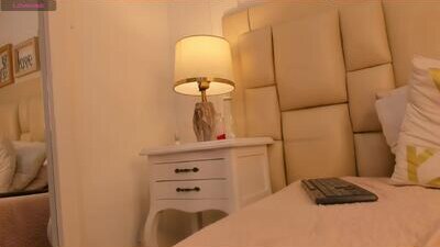 sarit_ public webcam profile photo 8