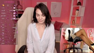 sasha_mi11er public webcam profile photo 6