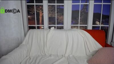 sasha_palm public webcam profile photo 2