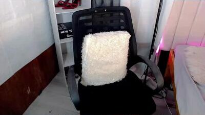 sassy_nika public webcam profile photo 5