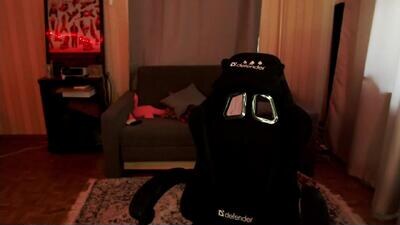 sat1sfaction public webcam profile photo 4