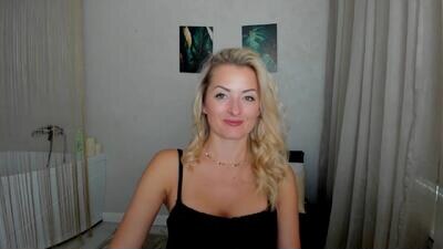 satinedesire public webcam profile photo 3