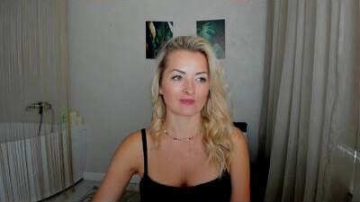 satinedesire public webcam profile photo 5