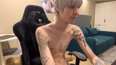 satoshi_qq public webcam profile photo 3