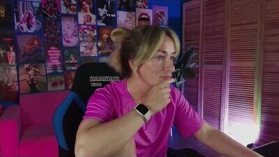 save_the_qween public webcam profile photo 10
