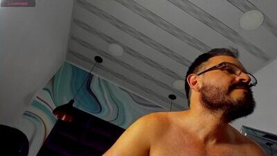 sbastone_muscle public webcam profile photo 10
