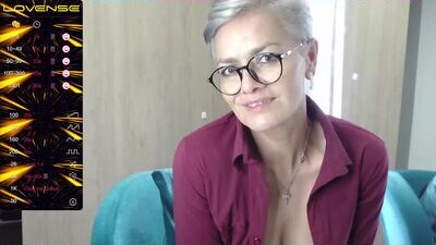 scarlett_paris public webcam profile photo 5
