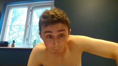 seanagh public webcam profile photo 3