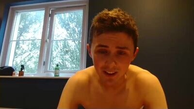 seanagh public webcam profile photo 4