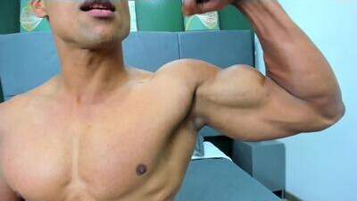 sebassttian22 public webcam profile photo 7