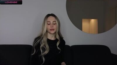 seduced_by_sara public webcam profile photo 8