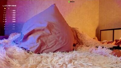 selenanewild public webcam profile photo 8