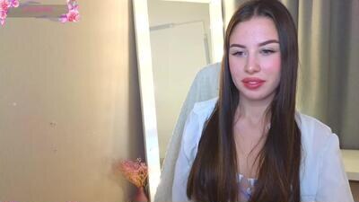 seraphinalux public webcam profile photo 3