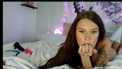 serenaskyee public webcam profile photo 2