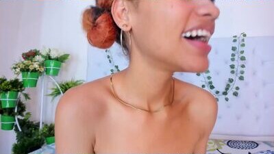 sexi_sofia_love public webcam profile photo 10