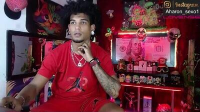 sexo_aharon public webcam profile photo 2