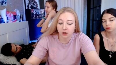 sexual_educat1on public webcam profile photo 2