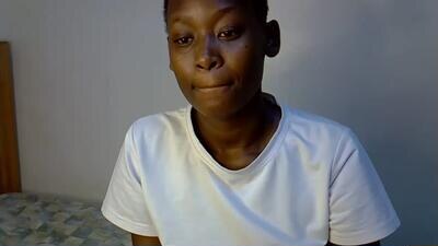 sexxyvee224 public webcam profile photo 2